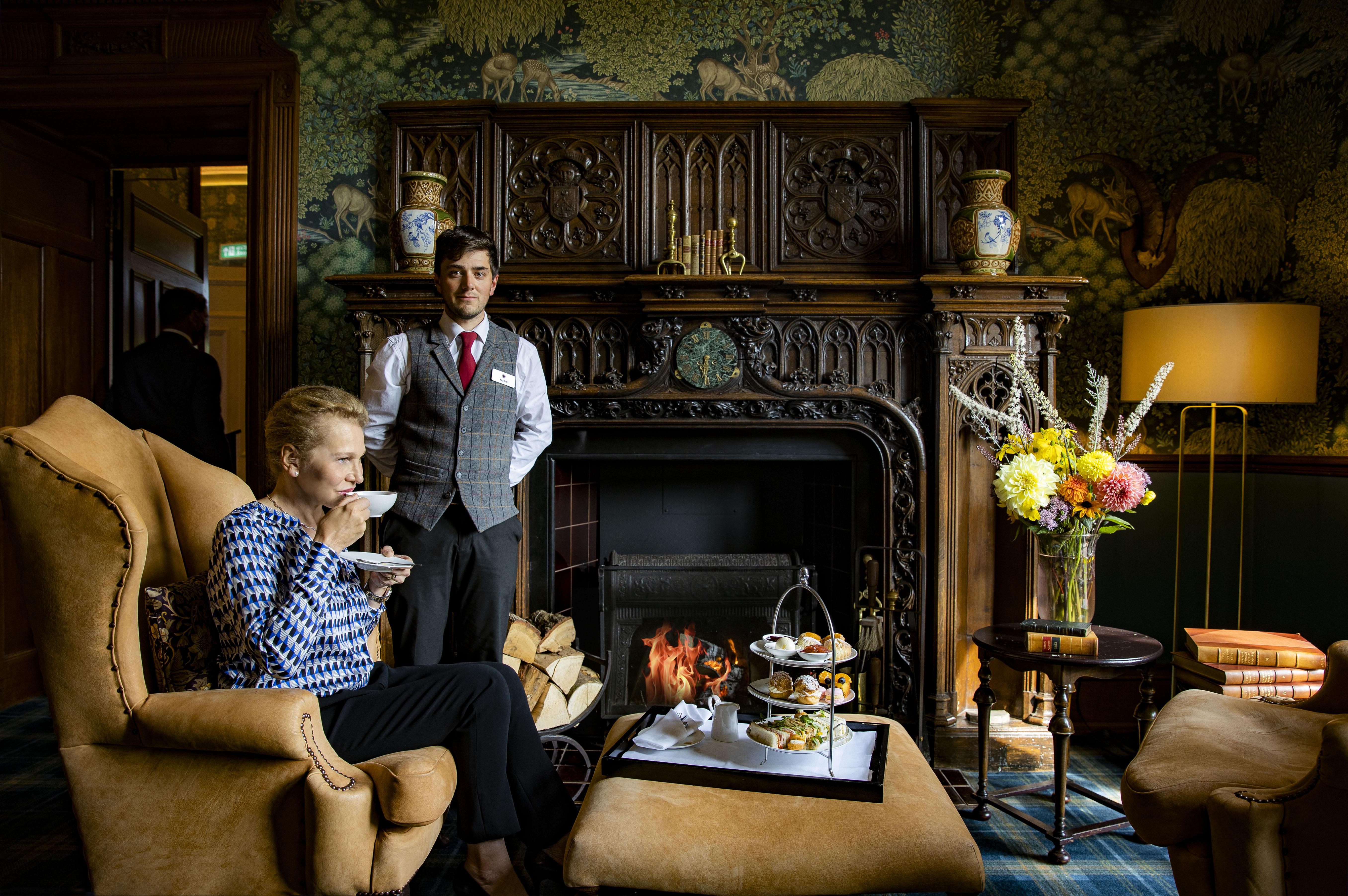 Schloss Roxburghe, Part Of Destination By Hyatt Exteriör bild The fireplace in the Drawing Room
