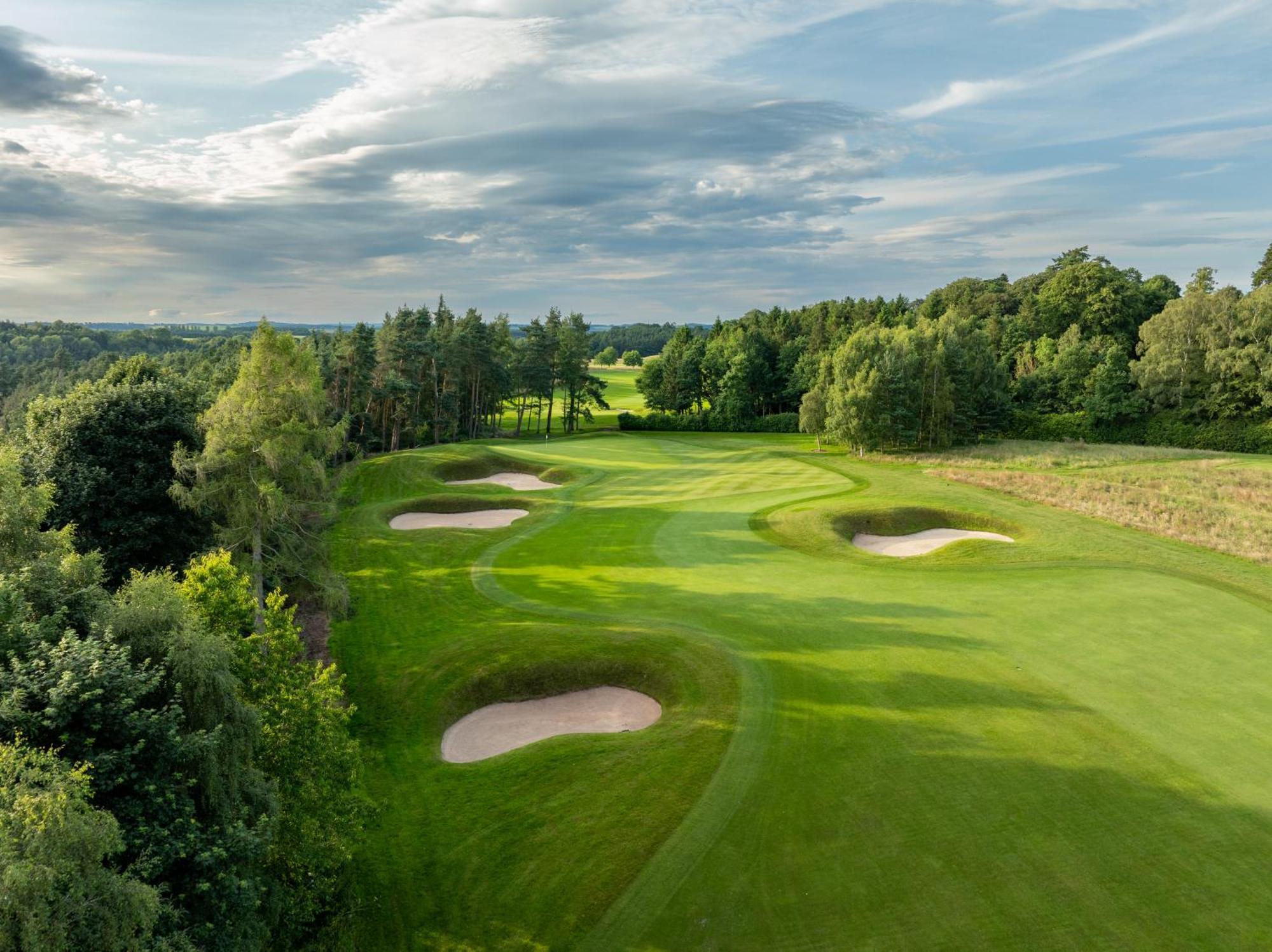 Schloss Roxburghe, Part Of Destination By Hyatt Exteriör bild The 18th hole at The Belfry