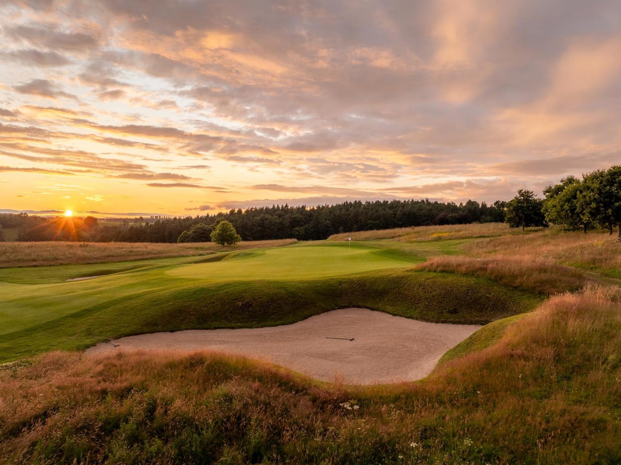 Schloss Roxburghe, Part Of Destination By Hyatt Exteriör bild Golf course at the Gut Kaden