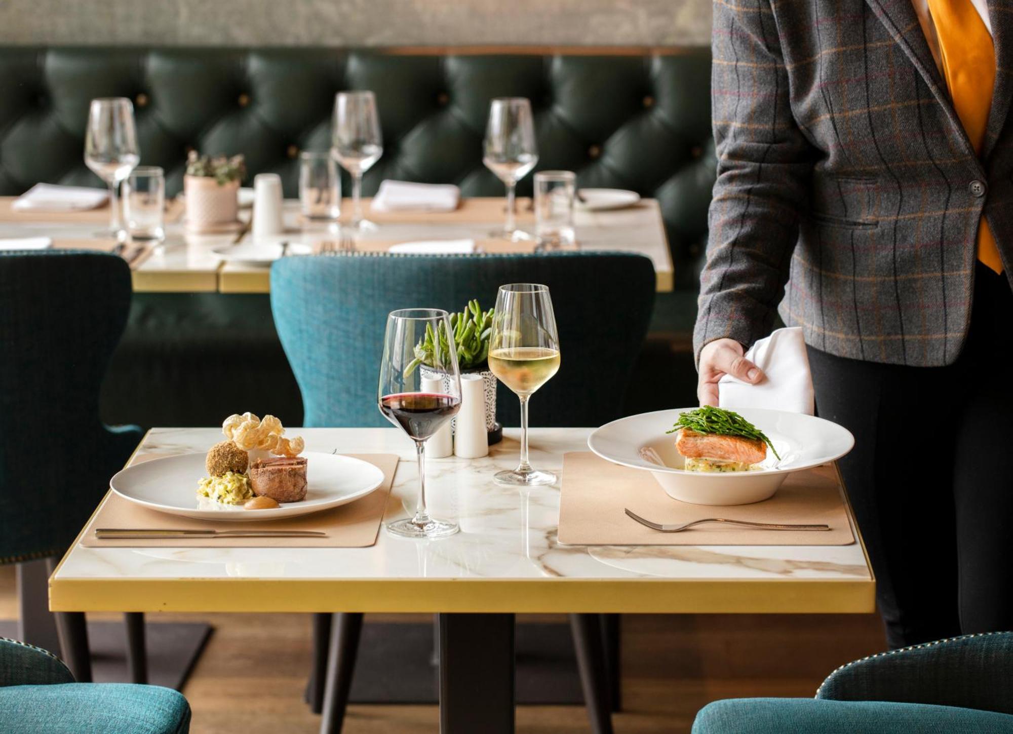 Schloss Roxburghe, Part Of Destination By Hyatt Exteriör bild A server clearing a table