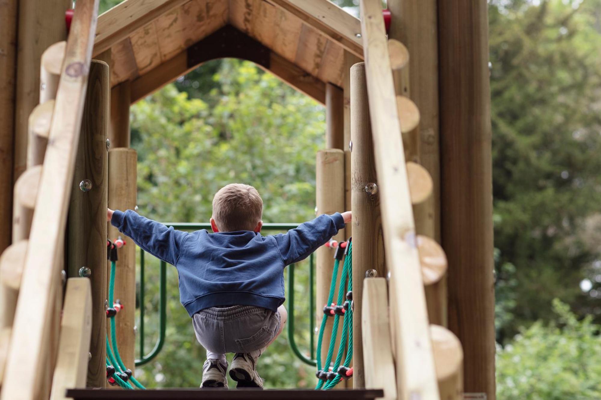 Schloss Roxburghe, Part Of Destination By Hyatt Exteriör bild Child playing on a climbing frame